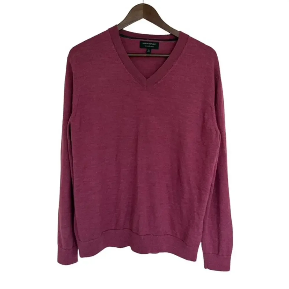 Banana Republic Burgundy Merino Wool V-Neck Sweater - Size XL